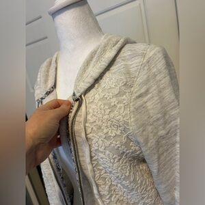 ANTHROPOLOGIE SATURDAY SUNDAY Heather Cream Peplum Zip-up Hoodie with Lace XL